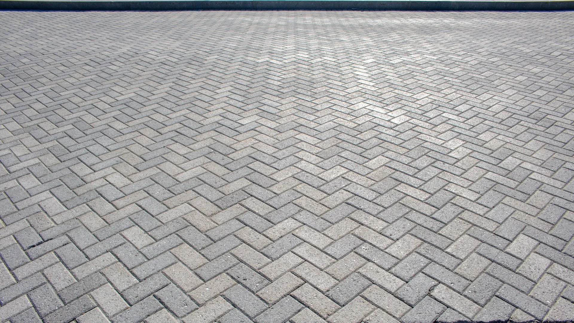 4 Paver Patterns That'll Make Your Patio More Eye-Catching